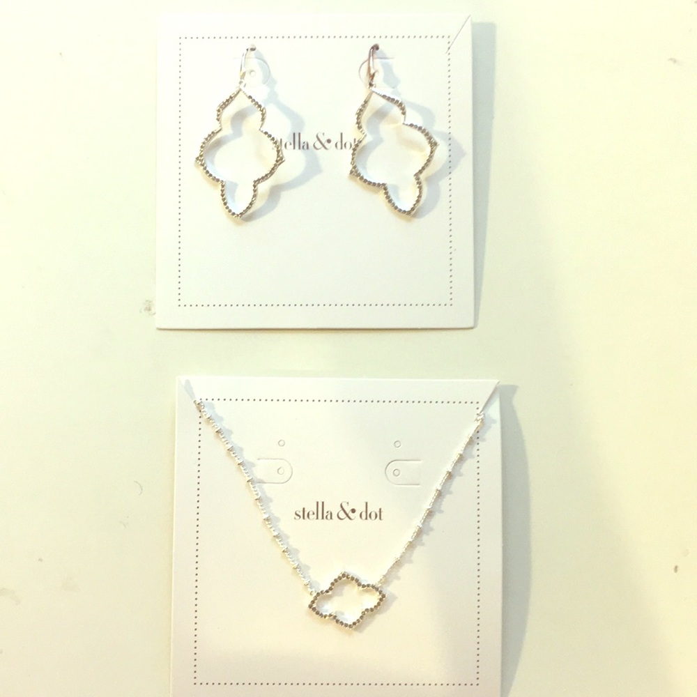 Stella & Dot matching necklace & earrings